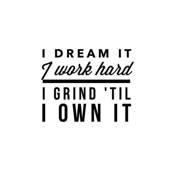 Meet your Posher, Andrea - Picture 6 of 7